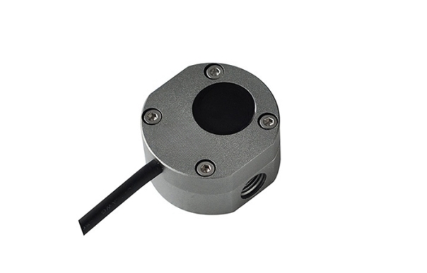 EFH01系列容積式流量計(jì)，精度&plusmn;1%，量程0.16-7.5L/min（10~450L/H），輸出脈沖信號(hào)