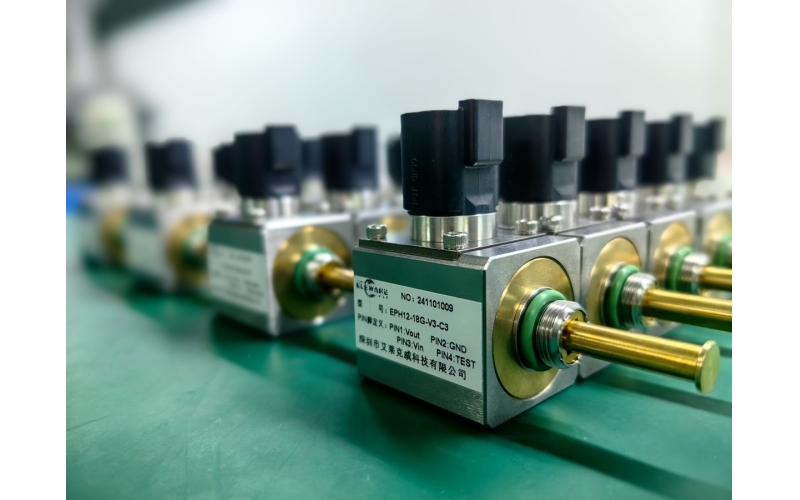 閥芯位置傳感器是用于精確監(jiān)測閥門開度的檢測裝置，主要服務于液壓控制、工業(yè)自動化及環(huán)境監(jiān)測等領域